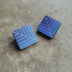 Blue colour fade studs