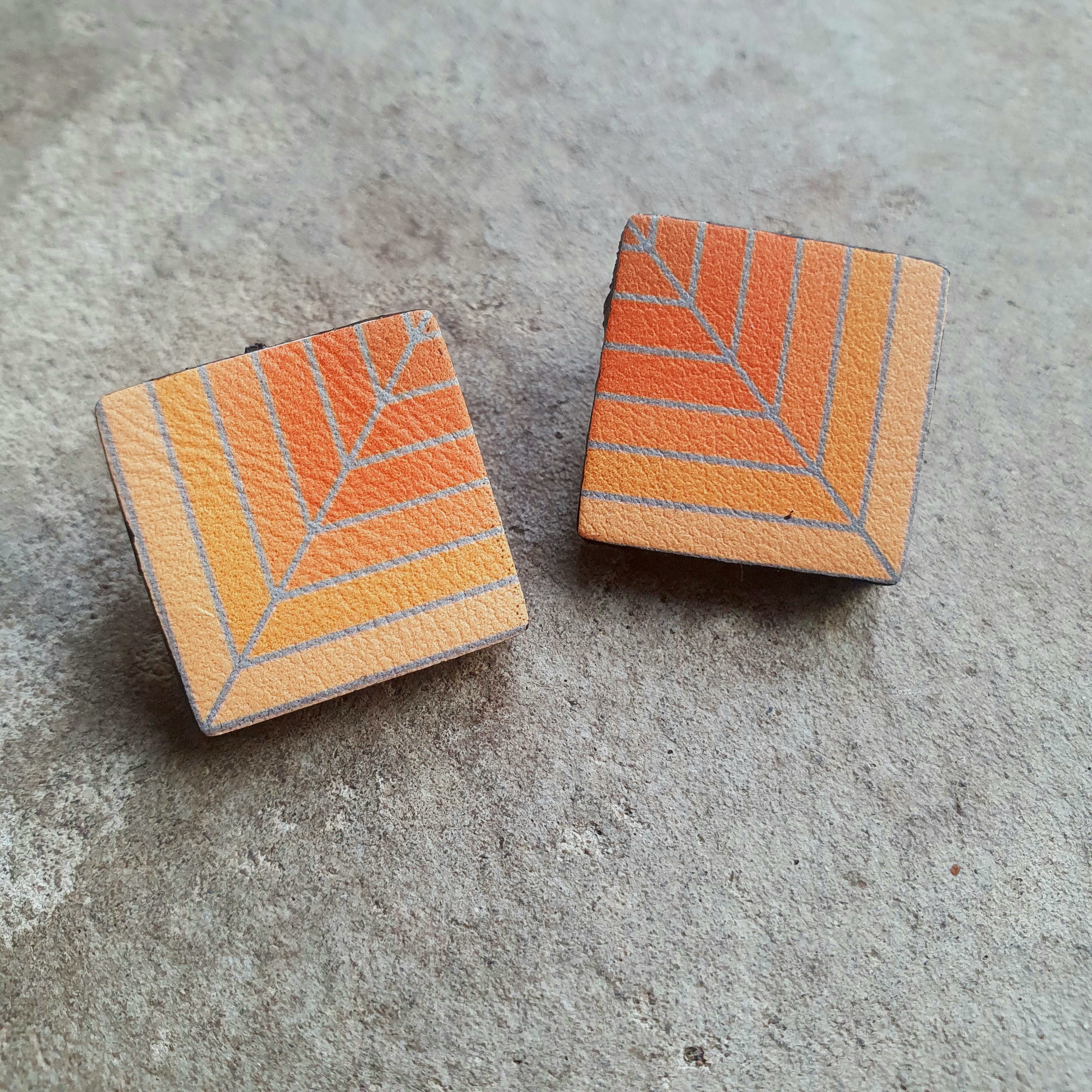 Orange colour fade Studs