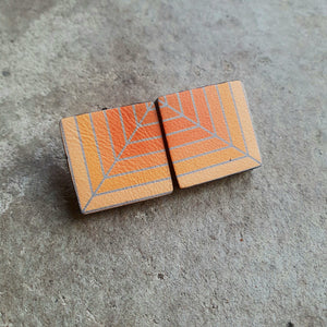 Orange colour fade Studs