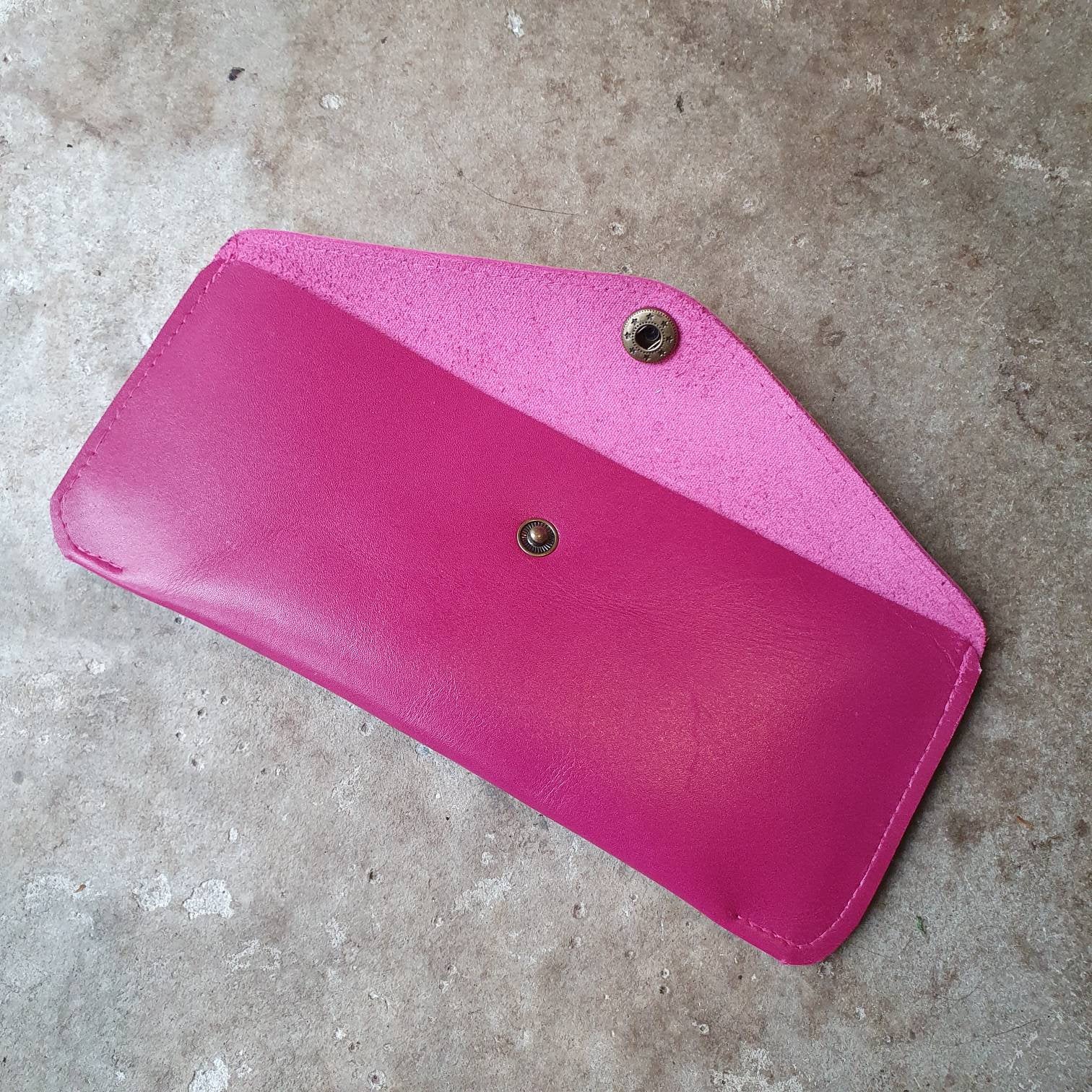 Vibrant pink leather purse