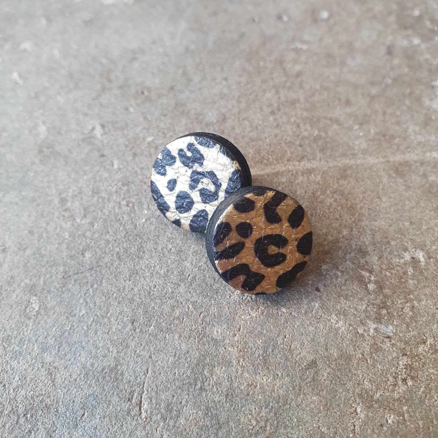 Leopard print chubby stud earrings