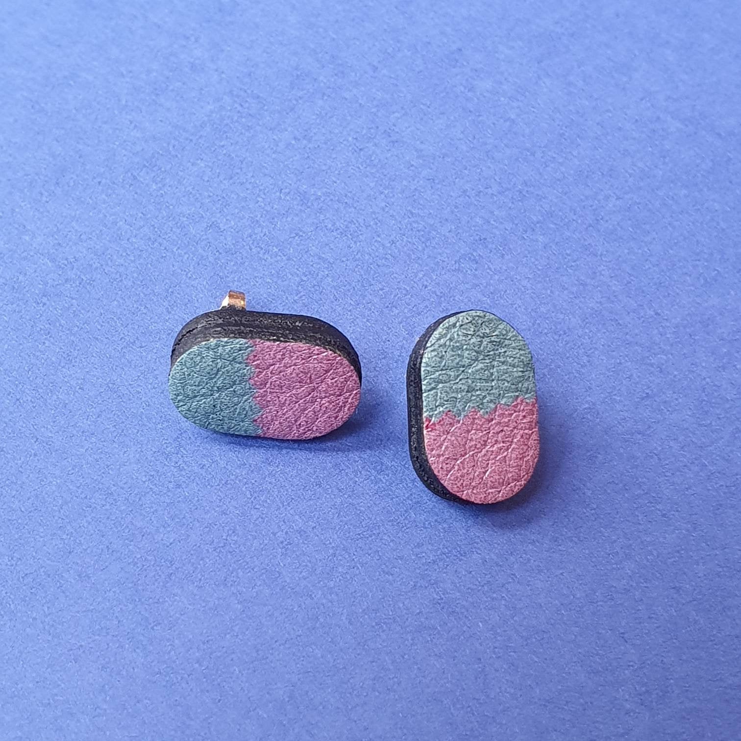 Happy pills stud earrings