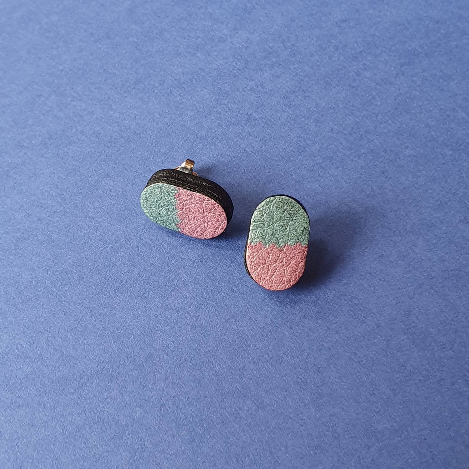 Happy pills stud earrings